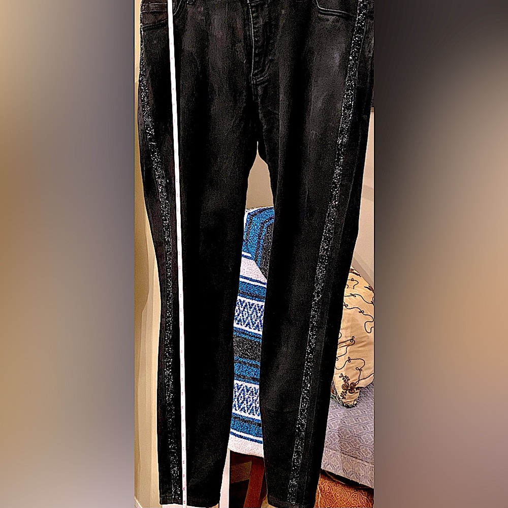 d. jeans size 10 black jeans with black rhinestone sparkle tuxedo stripe